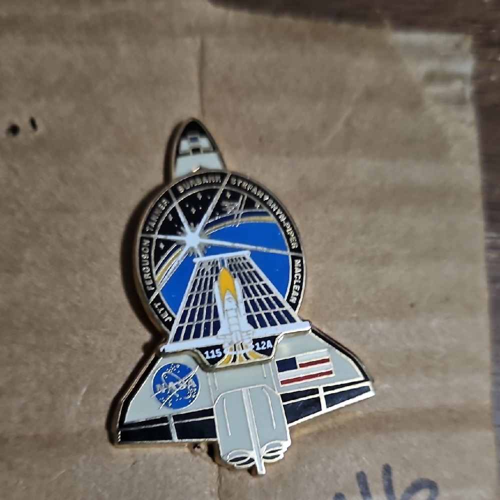 Kennedy‎ SPACE Center Lapel Pin
